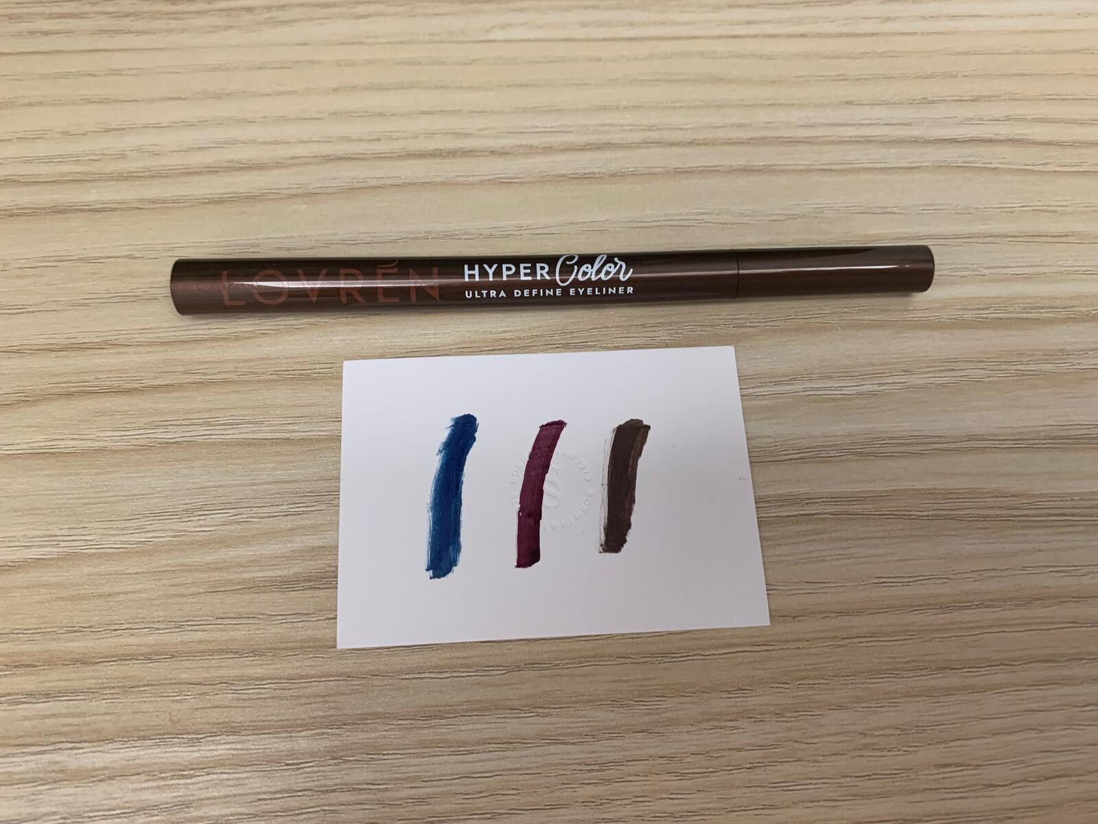 LE1HC HYPER COLOR EYELINER BROWN ULTRA DEFINE